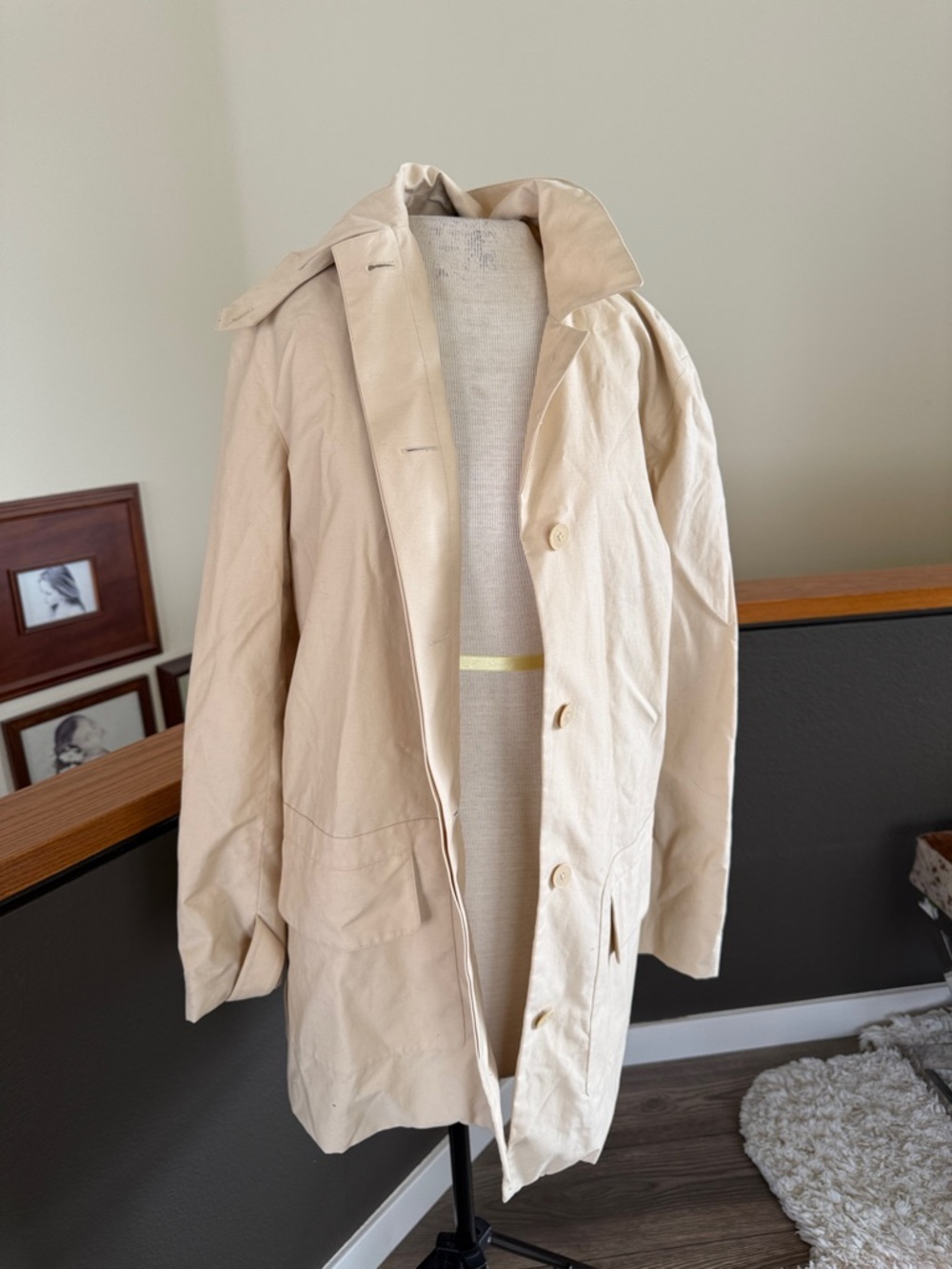 Chaps Beige Single-Breasted Trench Coat minimalist great for travel lightweight
